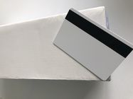 Leere weiße glatte PVCplastikvisitenkarten mit Hico magnetische 85.5x54x0.76mm
